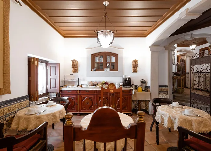 게스트하우스 Casa De S. Thiago De